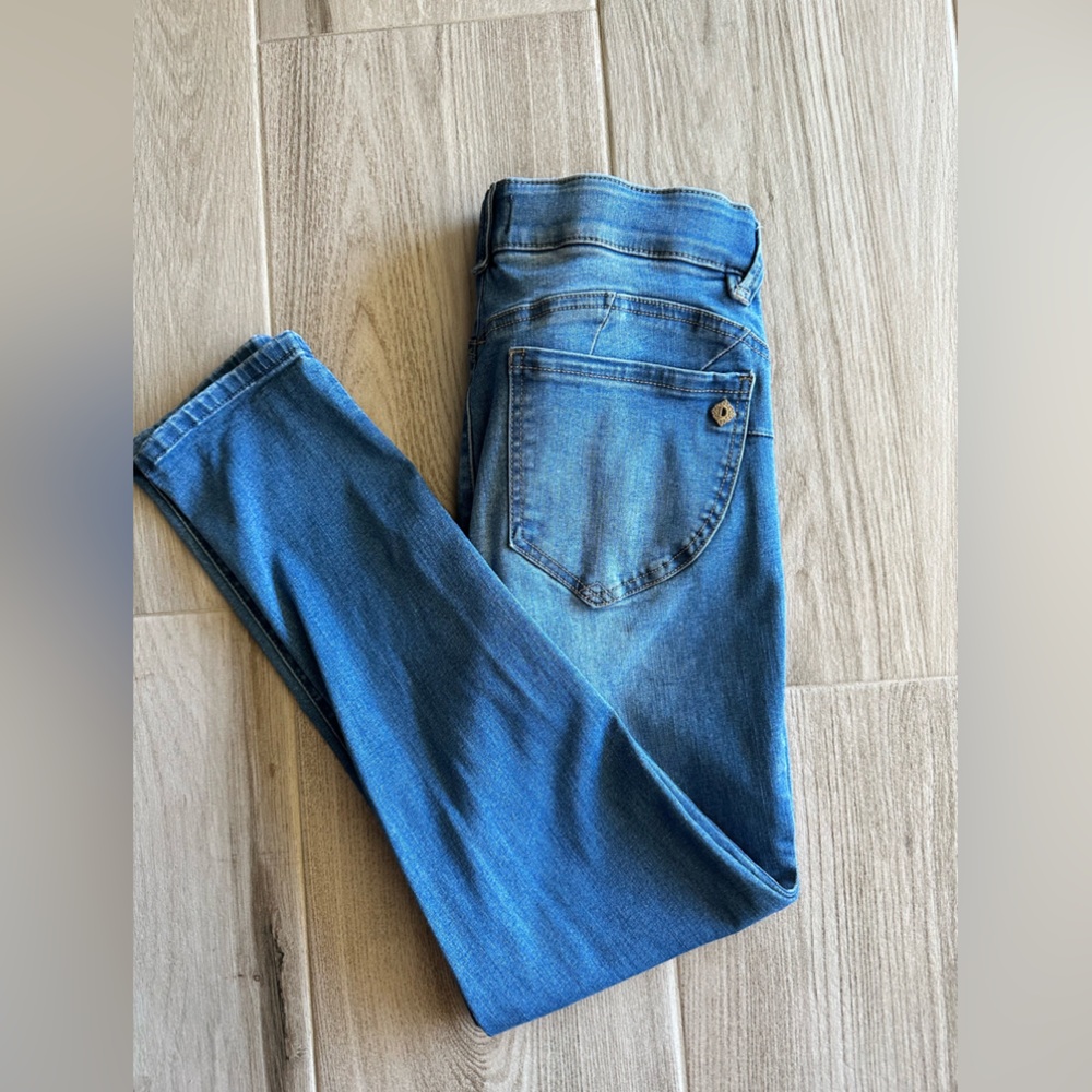 Democracy Jeans